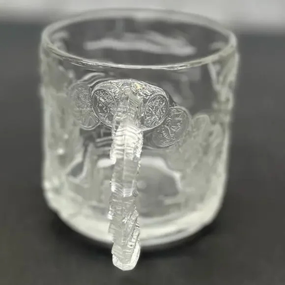 McDonalds VINTAGE 1995 Batman Forever Glass Mug Cup TWO-FACE - Picture 4 of 7